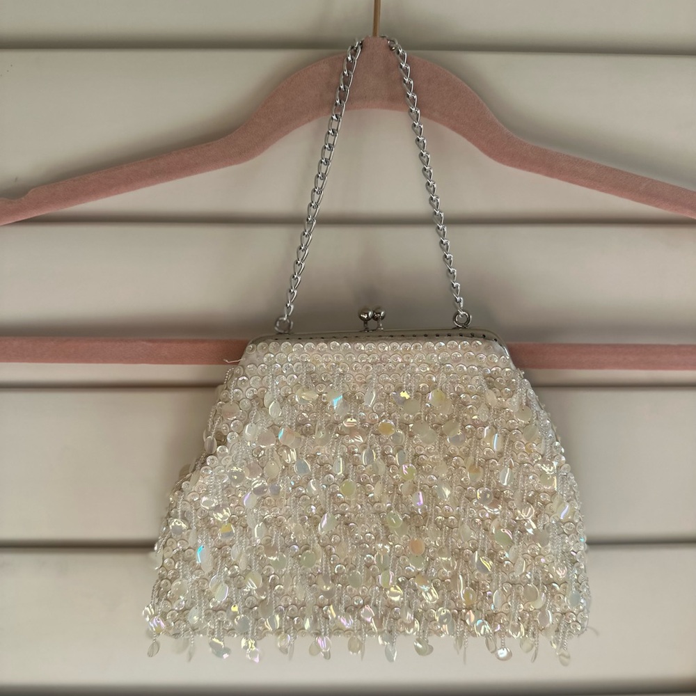 Elegant White Beaded Handbag